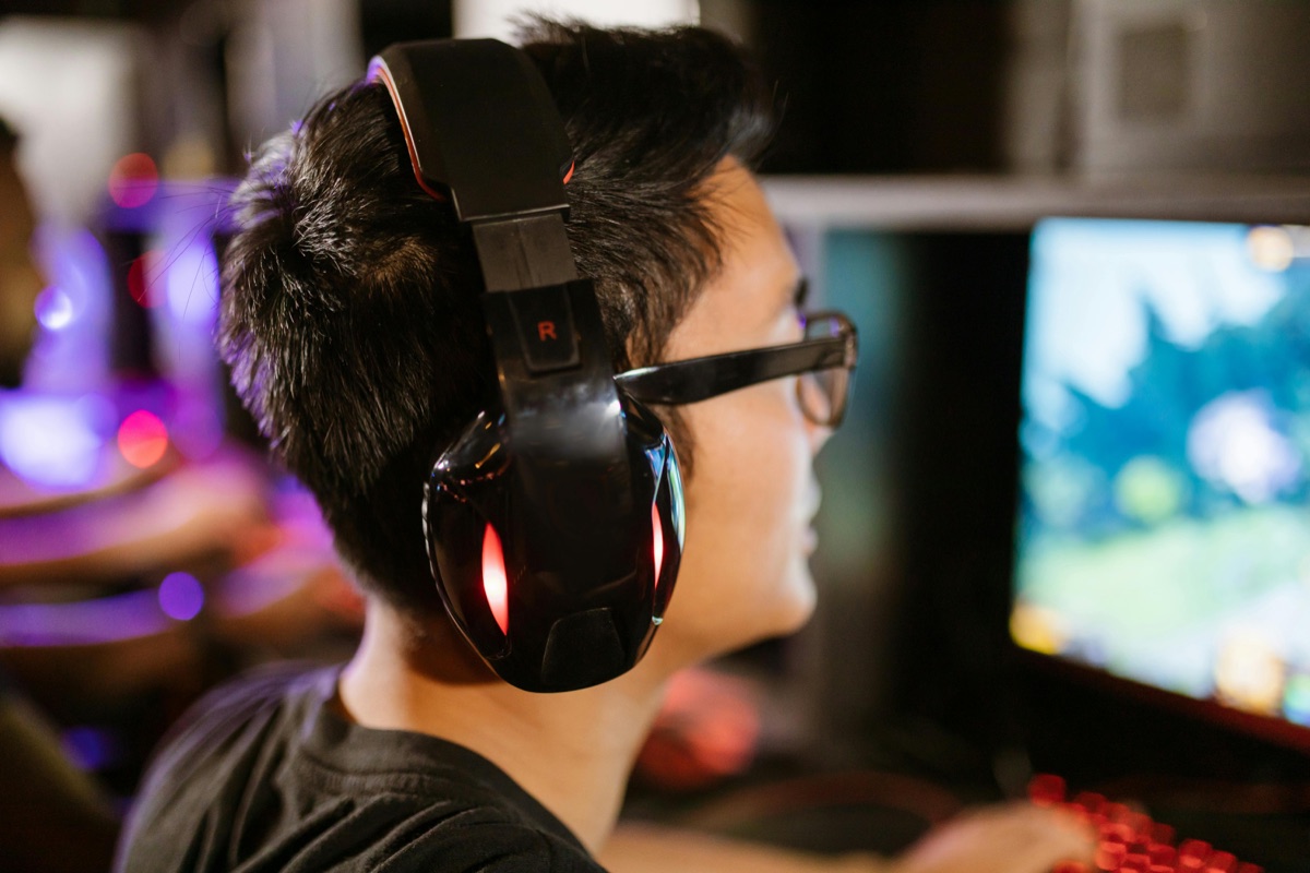 Gaming headset